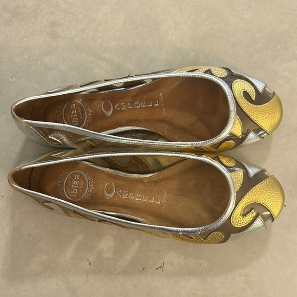 Ballerines Jeffrey Campbell 'In Love' - Pointues Argent/ivoire - Taille US 7.5 M - Occasion